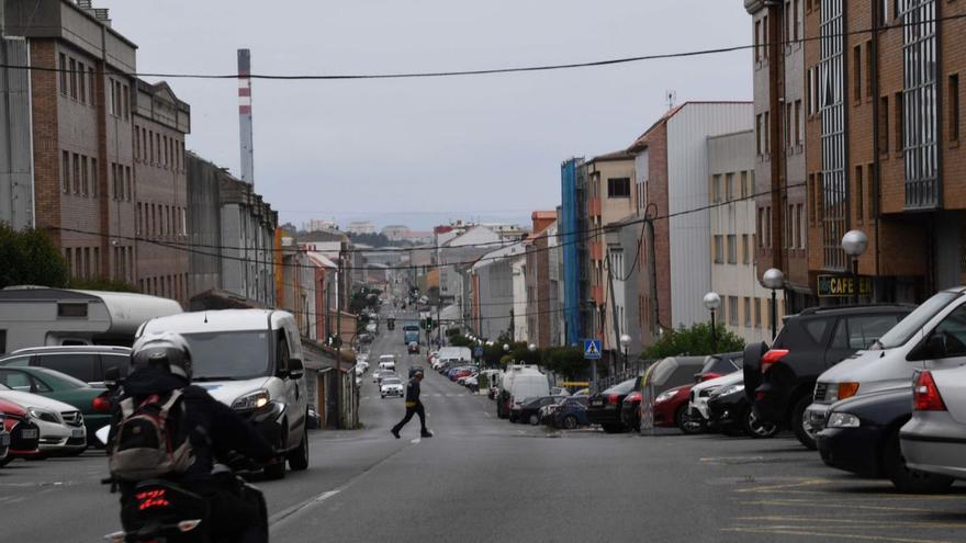 Una mujer trasladada al hospital tras sufrir un atropello en Meicende