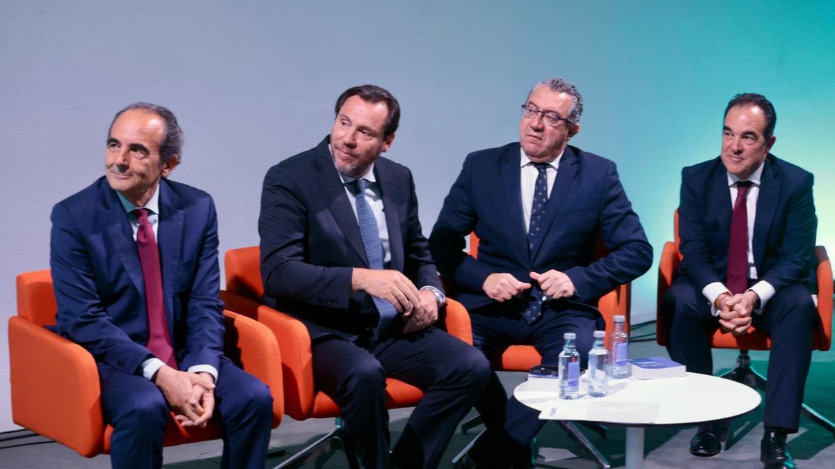 Óscar Puente asiste en Alicante al segundo Congreso Internacional de Patrimonio de Obra Pública
