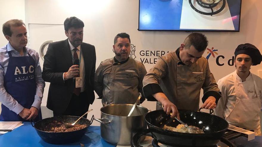 Degustación de arroces y salazones alicantinos en Fitur