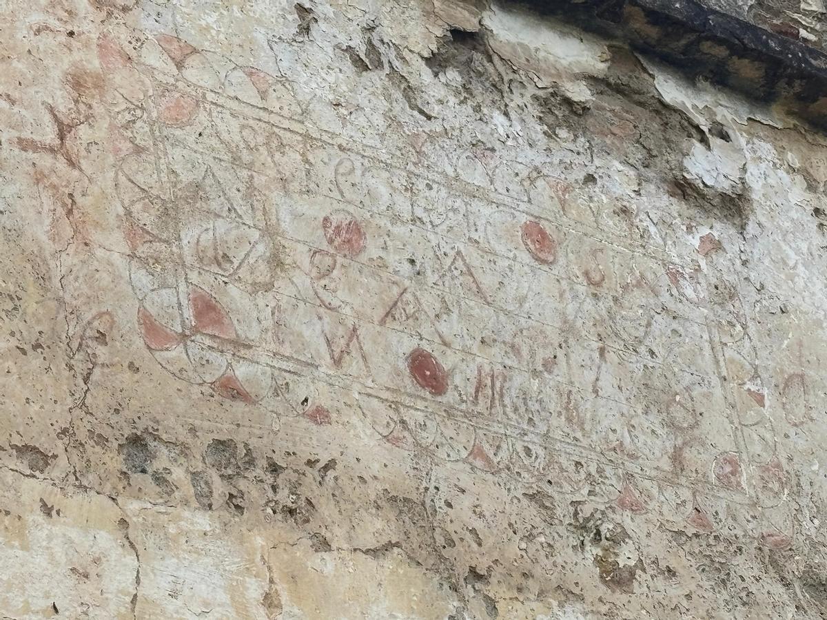 Detalle de la inscripción del Molino Alto; según los expertos, de finales del XVIII.
