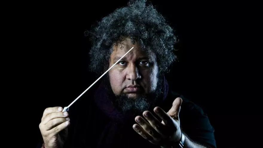 Gerardo Estrada, al frente de la Orquesta Virtuós Mediterrani