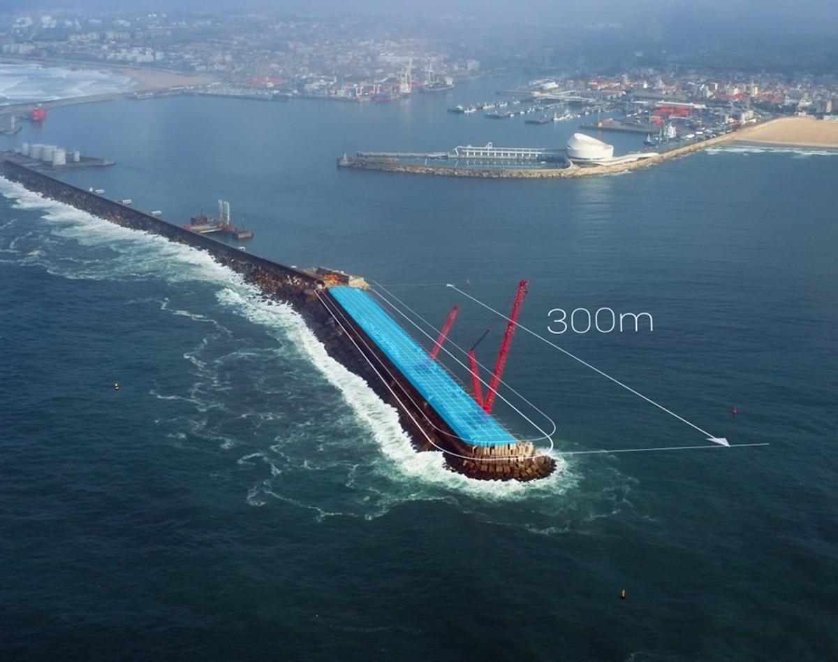 Ampliación propuesta del muelle exterior, de 300 metros.