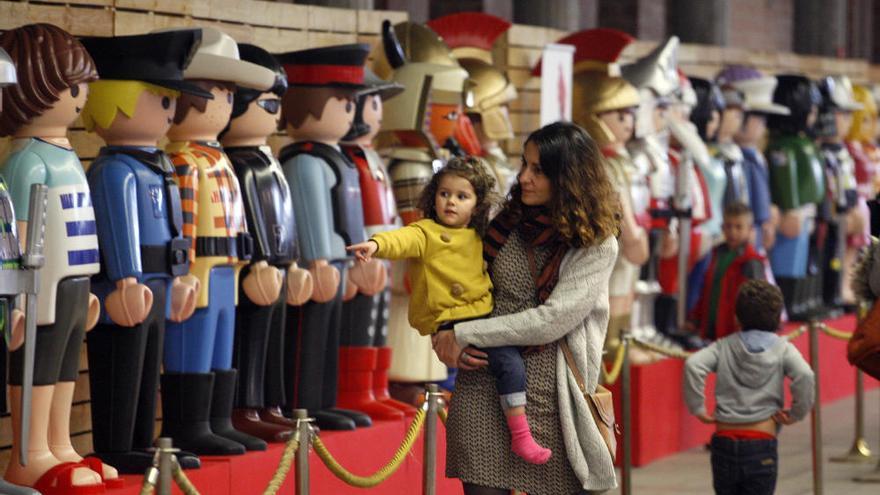 Els muntatges de la fira del Playmobil entusiasmen els visitants - Diari de  Girona
