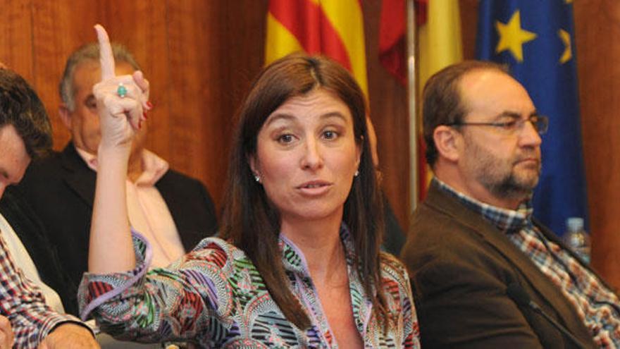 Un edil del PP frena la moción de censura en Orihuela