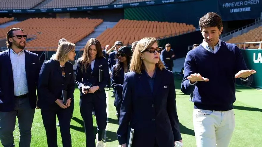 Las imágenes de la visita de la FIFA al estadio de la Cartuja
