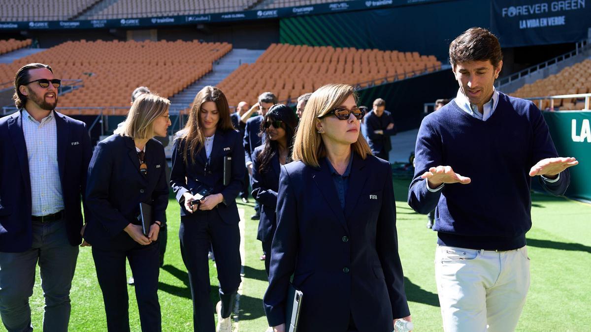 Las imágenes de la visita de la FIFA al estadio de la Cartuja