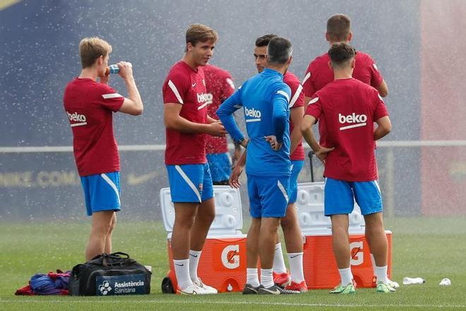 ¡El entrenamiento previo del Barça al comunicado de Koeman!