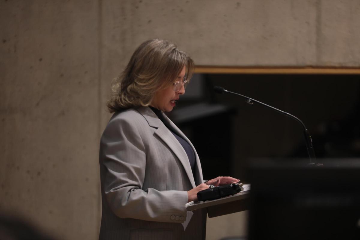 La cònsol del Marroc, intervenint en la jornada.