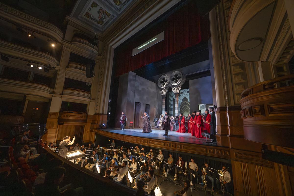 Ensayo general de Simón Boccanegra, tercer título de la 59º temporada de ópera de Las Palmas de Gran Canaria