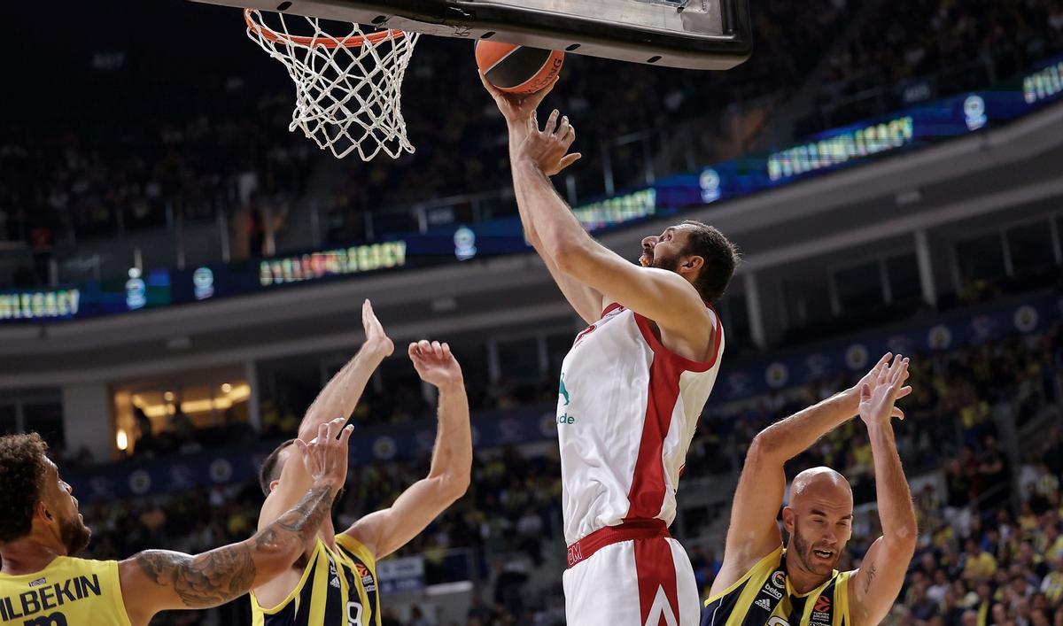 Mirotic jugó un buen partido pero la victoria fue para el Fenerbahçe