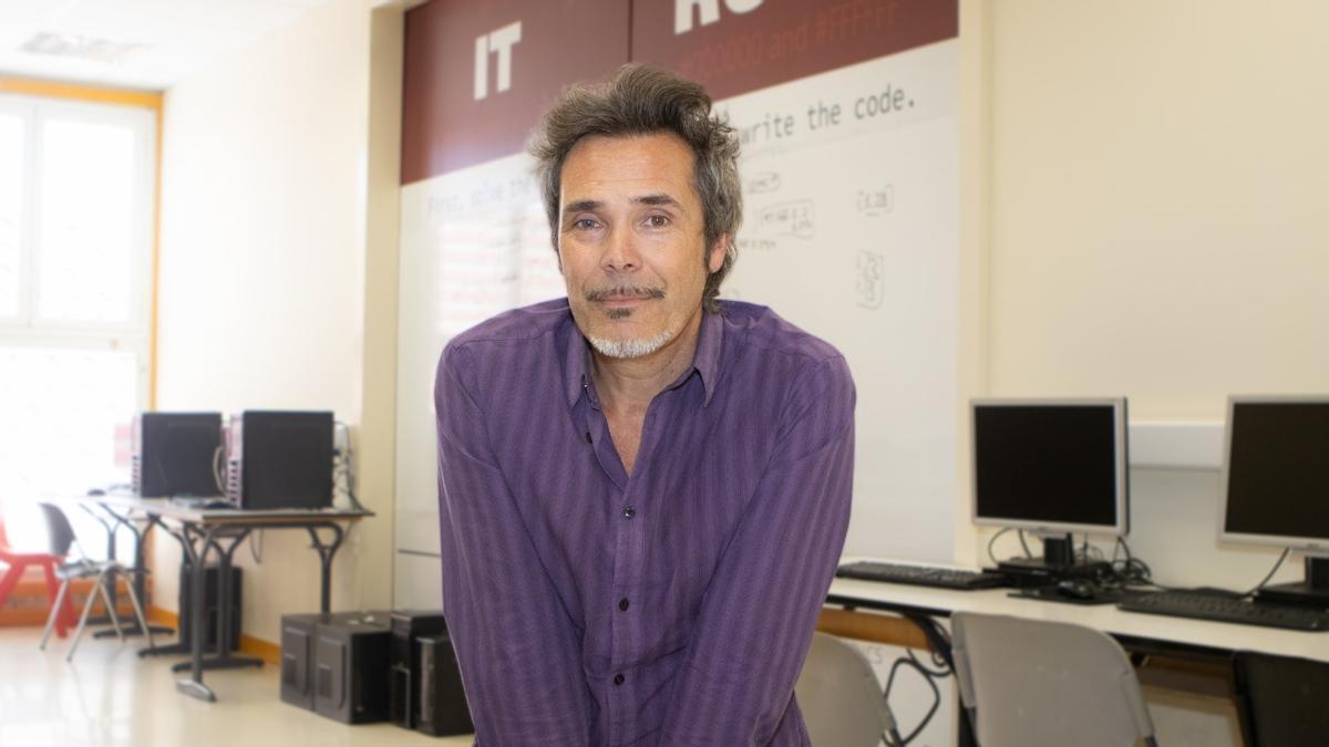 Cristian Ruiz, el profesor de Zaragoza ganador de la ayuda Docentes Referentes de la Fundación Ibercaja.