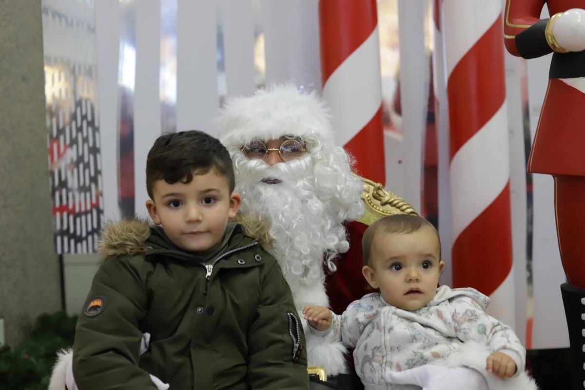 Fotos con Papá Noel realizadas el 22 de diciembre de 2017