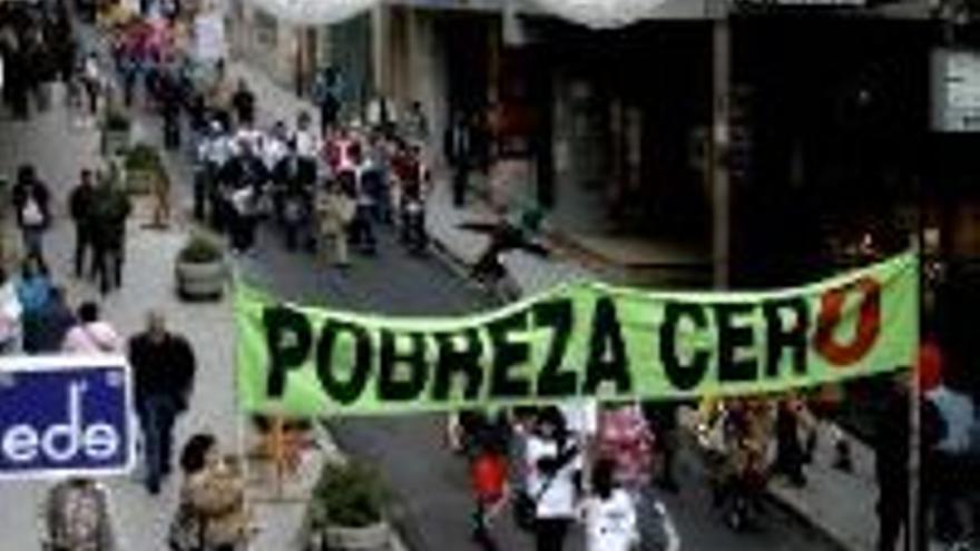 Pasacalles contra la pobreza