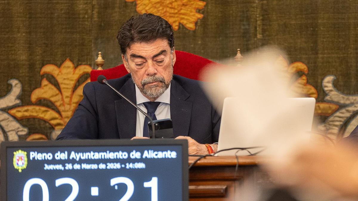 Así es la urbanización Les Naus: la polémica promoción de vivienda protegida en Alicante con adjudicaciones a cargos públicos y familiares