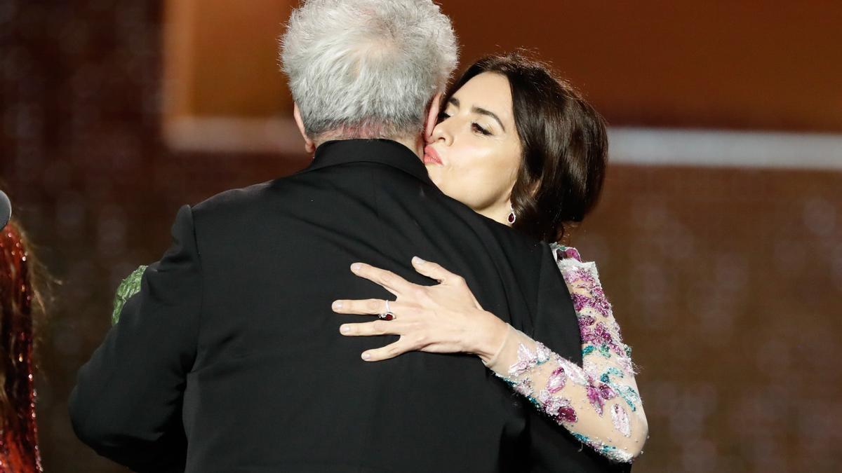 Premios Goya 2020: el desliz de Pedro Almodóvar y otros 'momentazos' de la noche