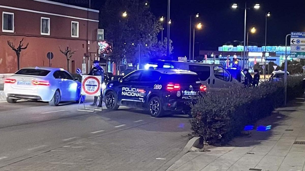 Imagen del control policial realizado en Almendralejo.
