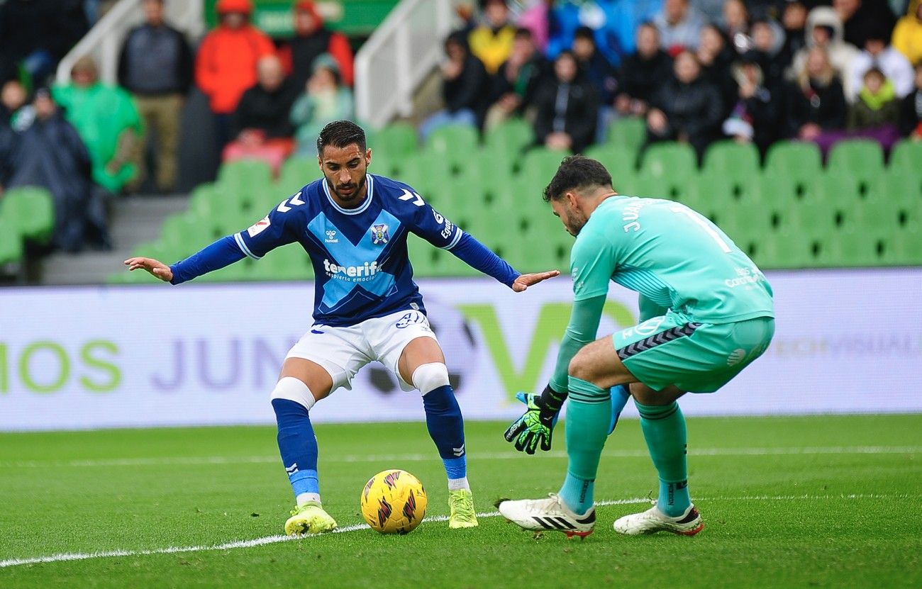 El Racing de Santander-CD Tenerife, en imágenes