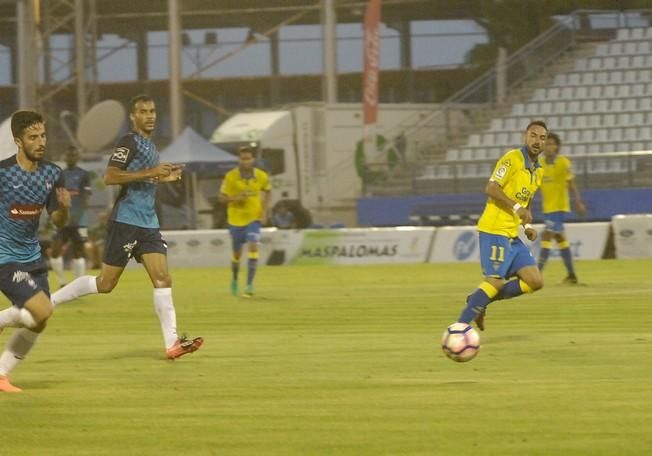 PARETIDO DE FUTBOL ENTRE LA UD LAS PALMAS Y EL ...