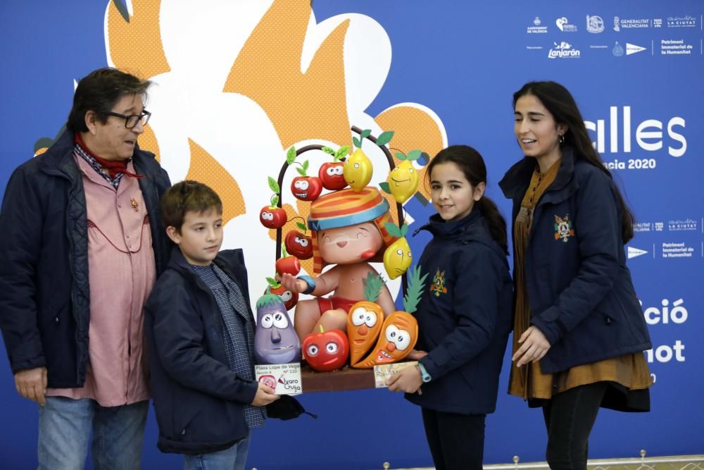 Primera jornada de entrega de ninots de las Fallas 2020