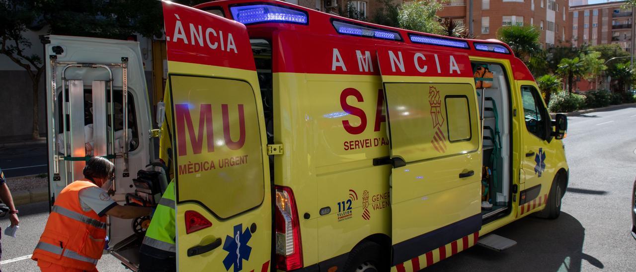 El contrato que este viernes aprobó el Consell incluye el servicio de ambulancias para emergencias, como SAMU y SVB, pero también de transporte no urgente.
