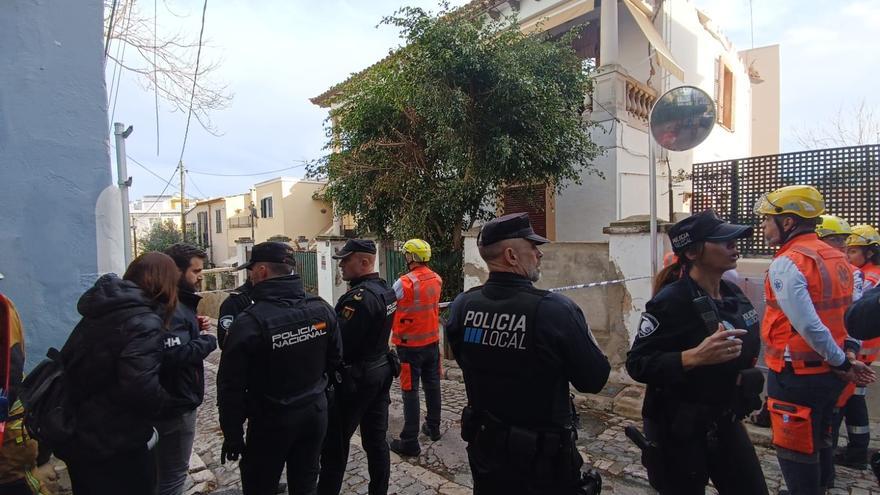 Desalojan las casas aledañas al derrumbe de la calle Polvorín, en Palma