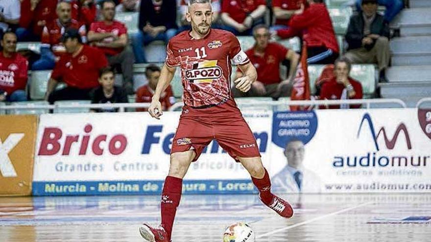 El mallorquín Miguelín durante un partido de este curso.