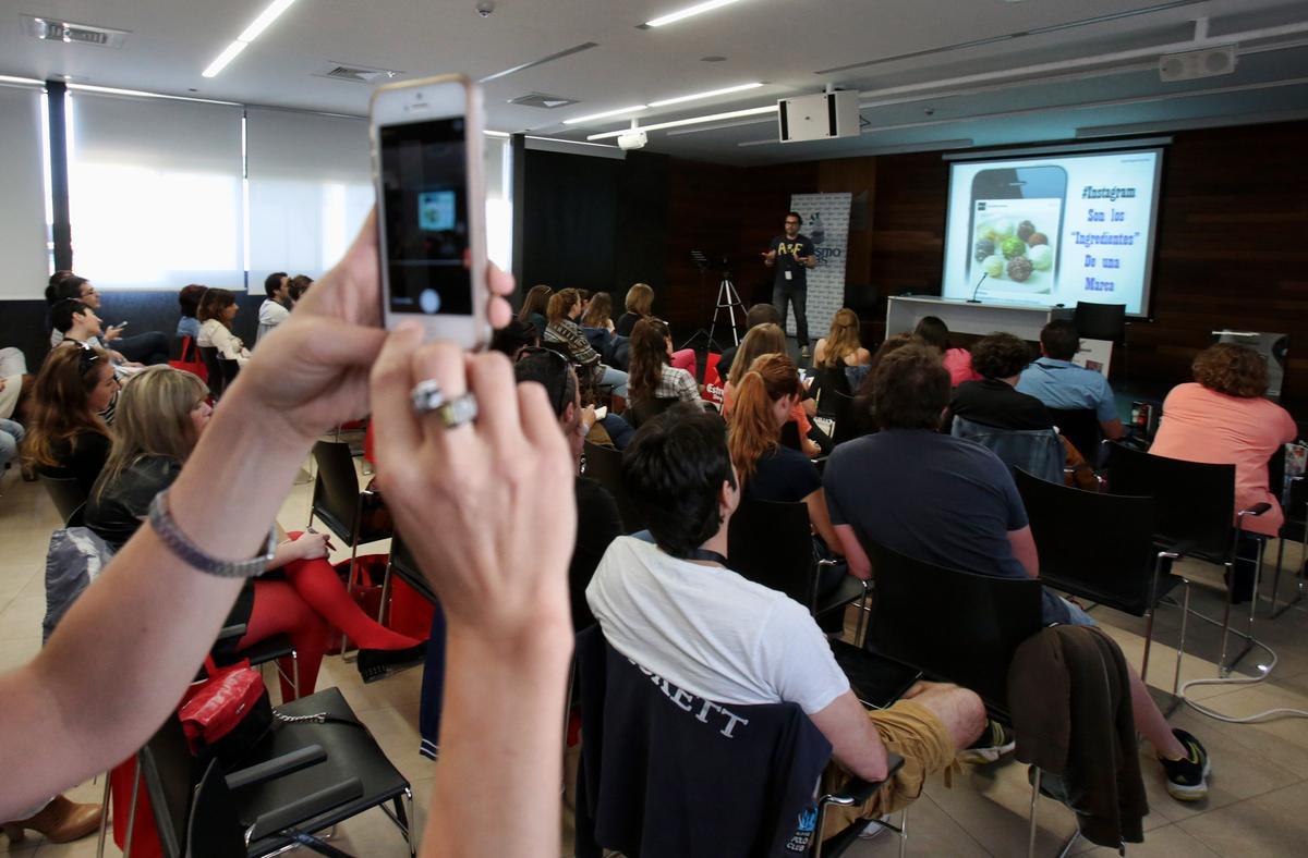 Curso de formación de Instagram en la provincia