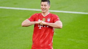 Lewandowski: «Vull guanyar títols amb el Barcelona»