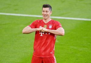 Lewandowski: «Vull guanyar títols amb el Barcelona»