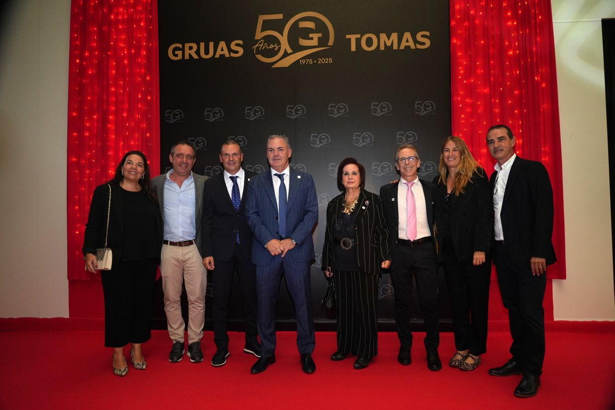 Galería de fotos de la gala del 50º aniversario de Grúas Tomás en Vila-real