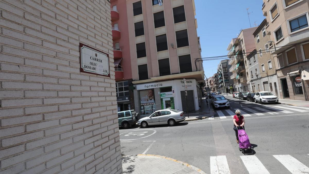 La calle Olegario Domarco Seller de Elche en una imagen de este viernes.