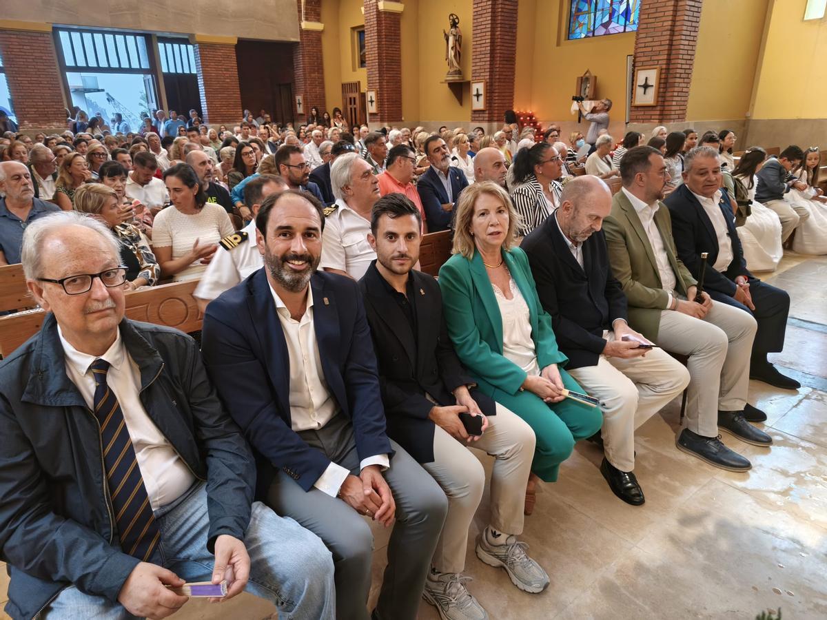 Así fue la multitudinaria procesión del Carmen en San Esteban, en Muros de Nalón