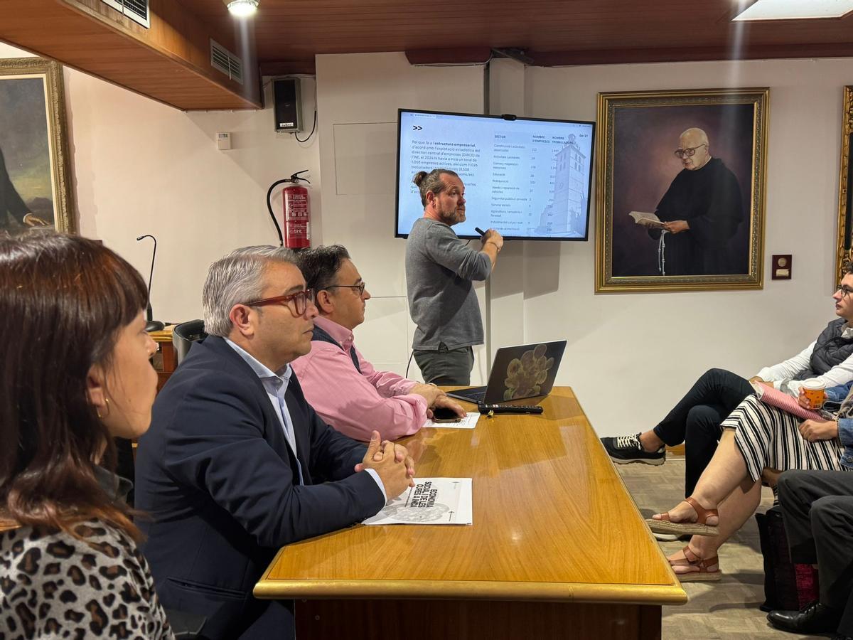 David Abril, de Fundació Intercoopera, ha sido el encargado de presentar los resultados del estudio.