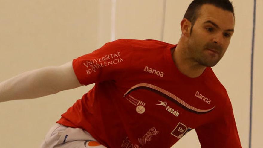 Santi, campeón del Circuit Professional, jugará el Trofeu Diputació d´Alacant y el Universitat de València.