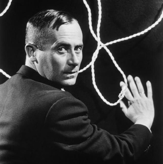 Miró visto por Man Ray. 