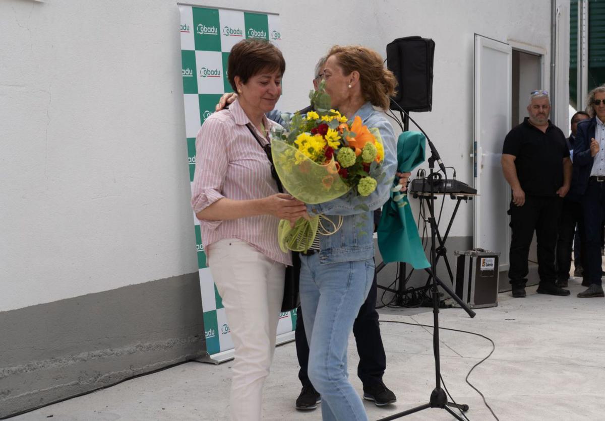 Mª Dionisia Bordel, viuda de Manuel Luelmo, en un instante del homenaje al veterinario. | José Luis Fernández