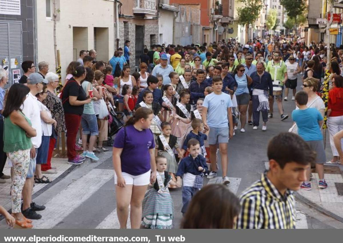 Las calles del Grao se llenan de fiesta
