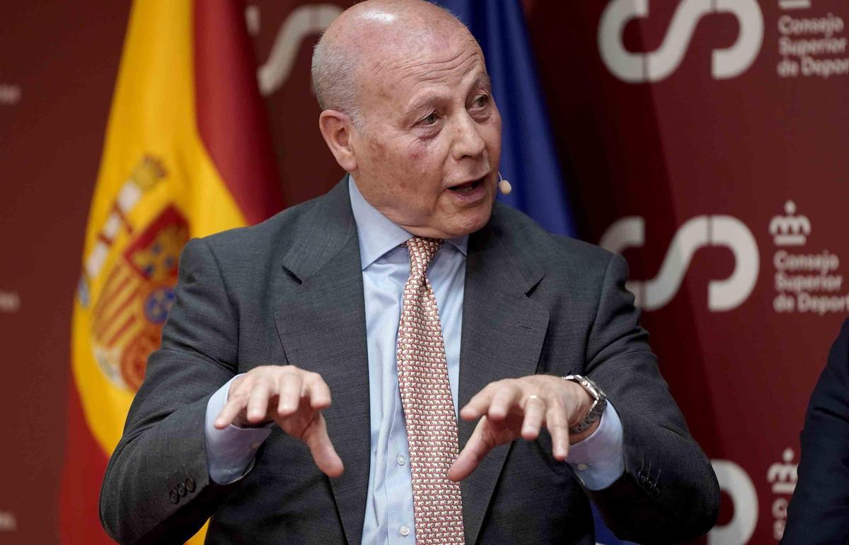 Alicante estrenará el Foro Ferrándiz con Emilio Butragueño, Juan Antonio Corbalán y el documental “Pedro Ferrándiz, la leyenda”
