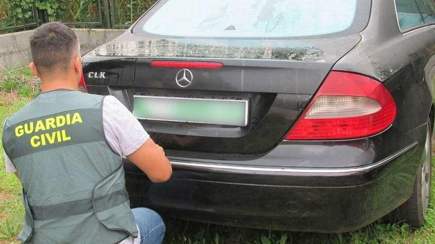 El coche robado en Países Bajos. // Guardia Civil