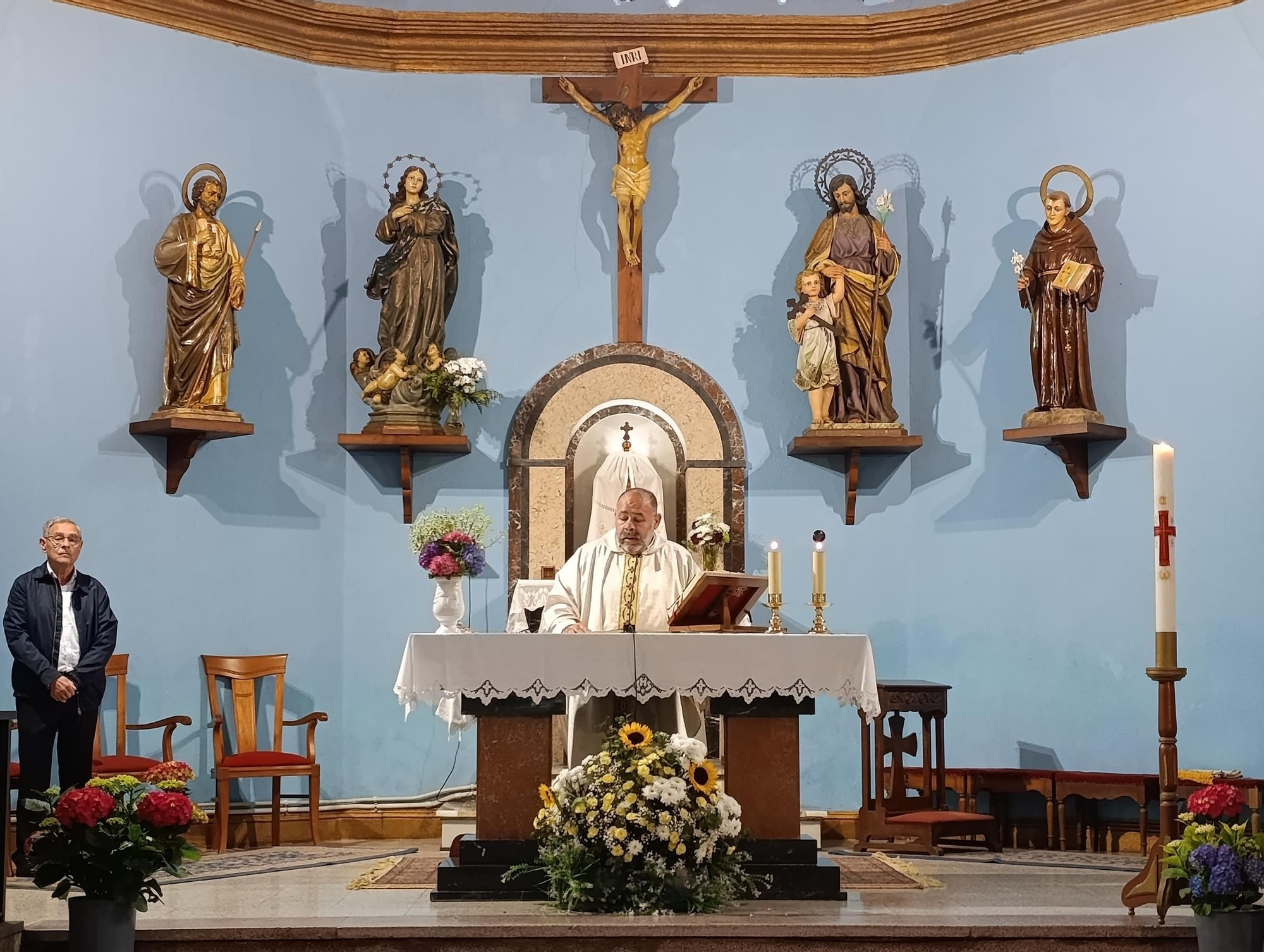 La lluvia impide la procesión del Corpus de Feleches