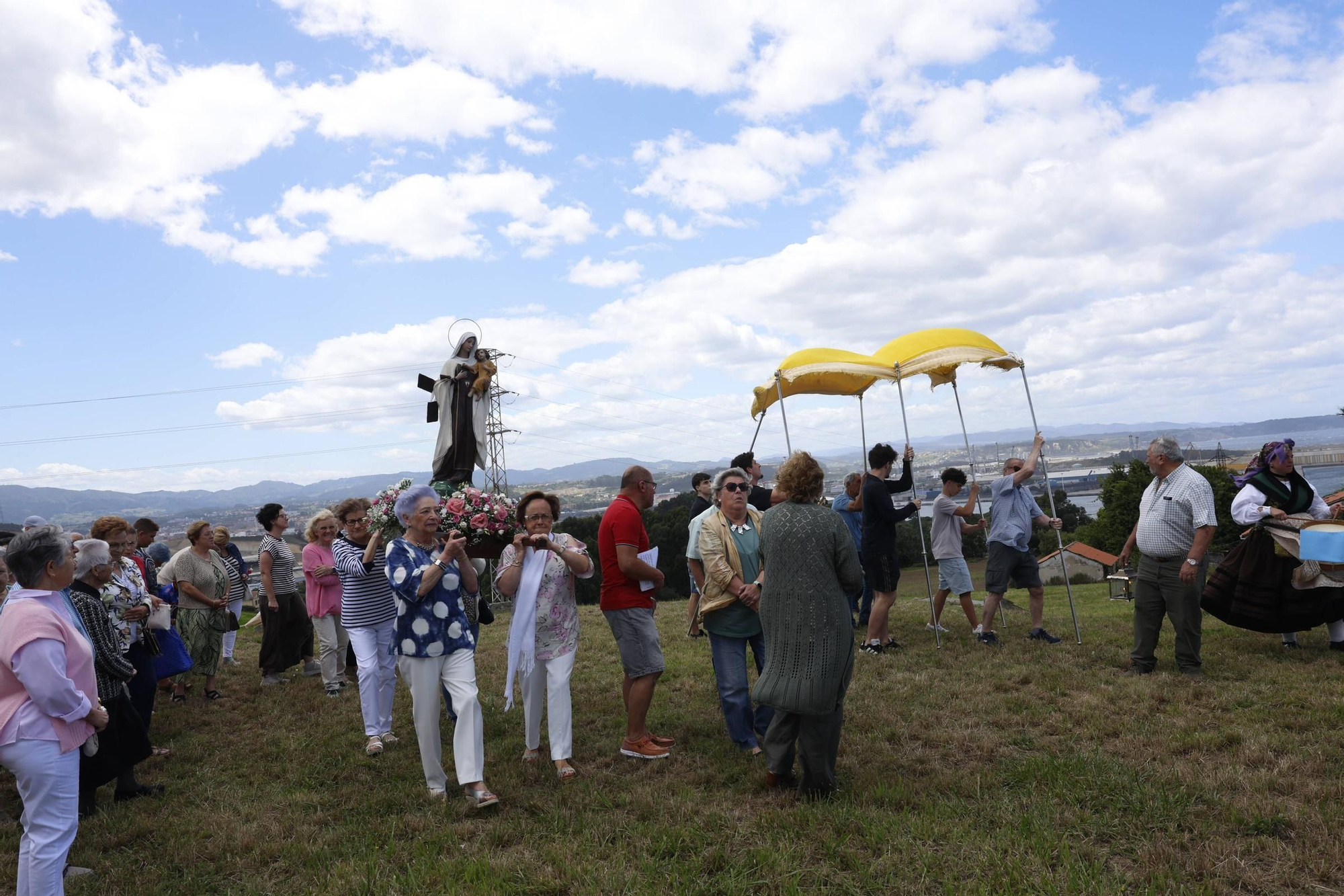 EN IMÁGENES: La fiesta del Carmen en Lavian (Gozón)