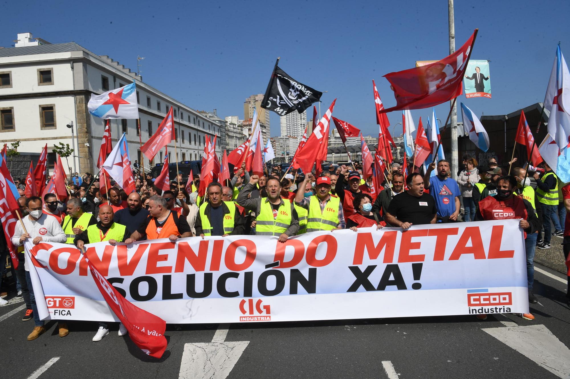 La primera jornada de huelga del metal alcanza un seguimiento del 85% en la comarca coruñesa