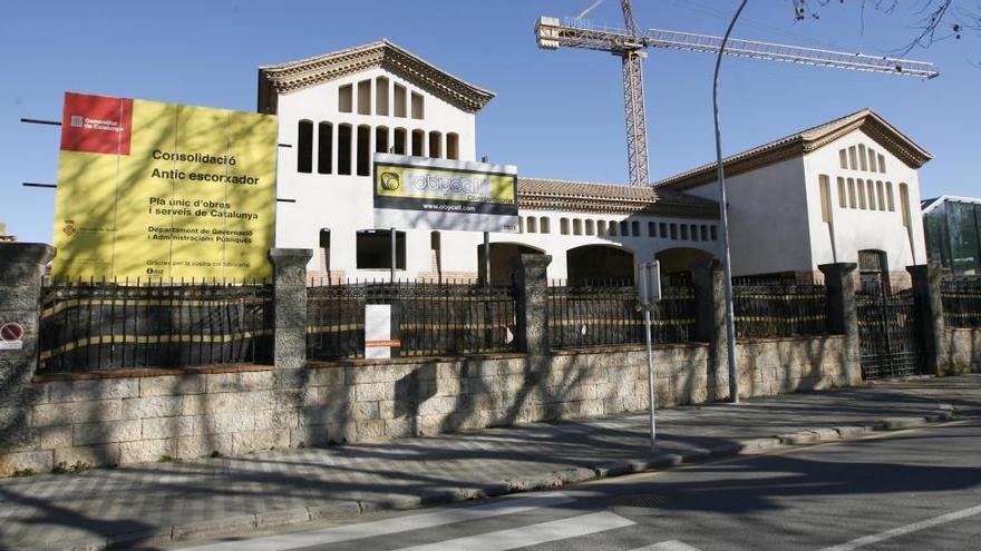 L&#039;antic escorxador, on el govern vol obrir-hi provisionalment la biblioteca aquest setembre