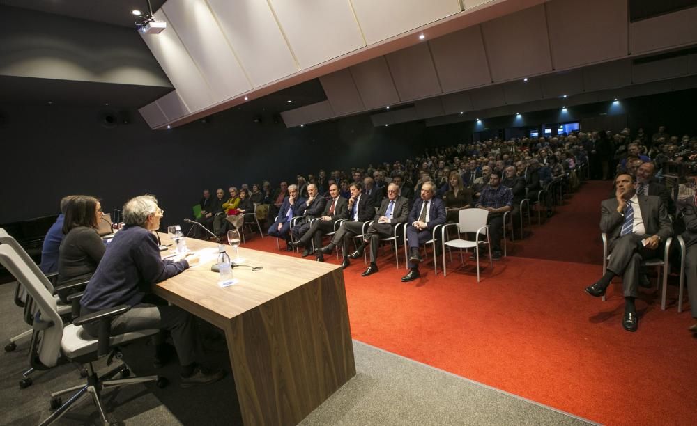 El Club Prensa Asturiana de LA NUEVA ESPAÑA, un espacio de libertad para los asturianos con lleno absoluto en el reestreno