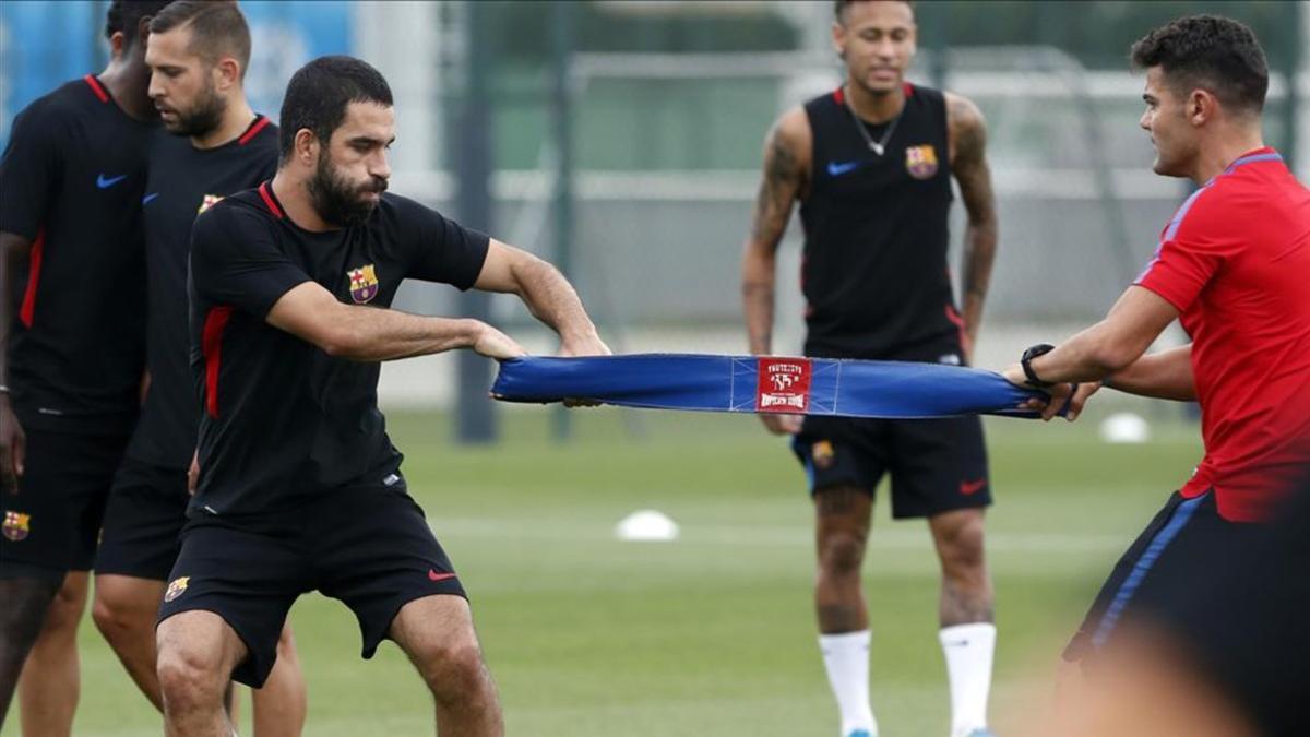 Arda Turan no tiene ofertas interesantes