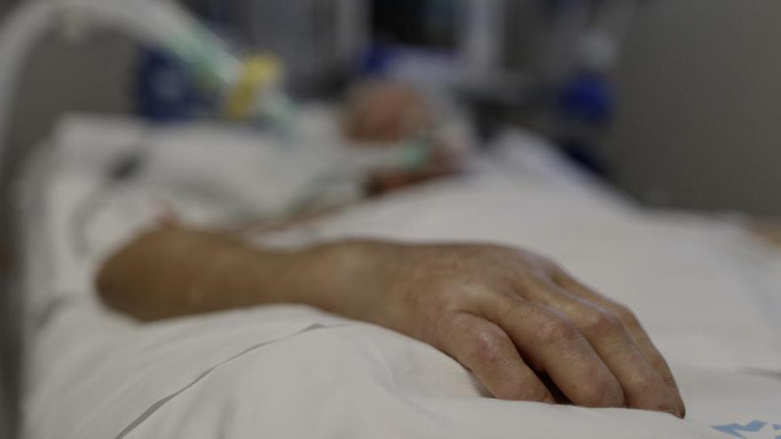 Denuncian muertes de pacientes sin tratamiento ni respiradores en Madrid
