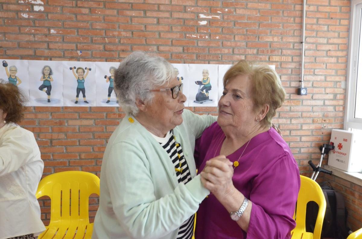 La celebración del Día de la Madre en la sede de la ludoteca Vellos Tempos.