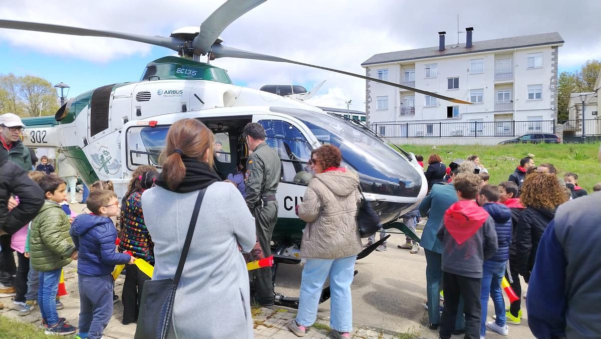 GALERÍA | La Guardia Civil de Zamora, de aniversario en Sanabria