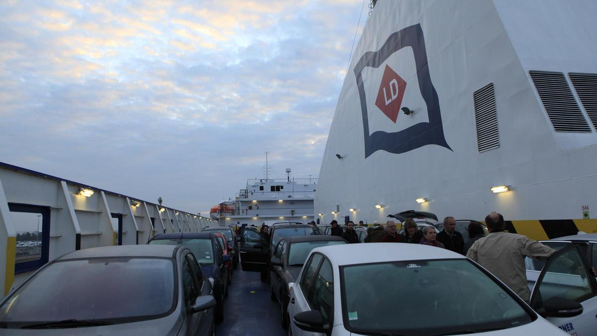 Uno de los barcos de la autopista del Mar en 2014.