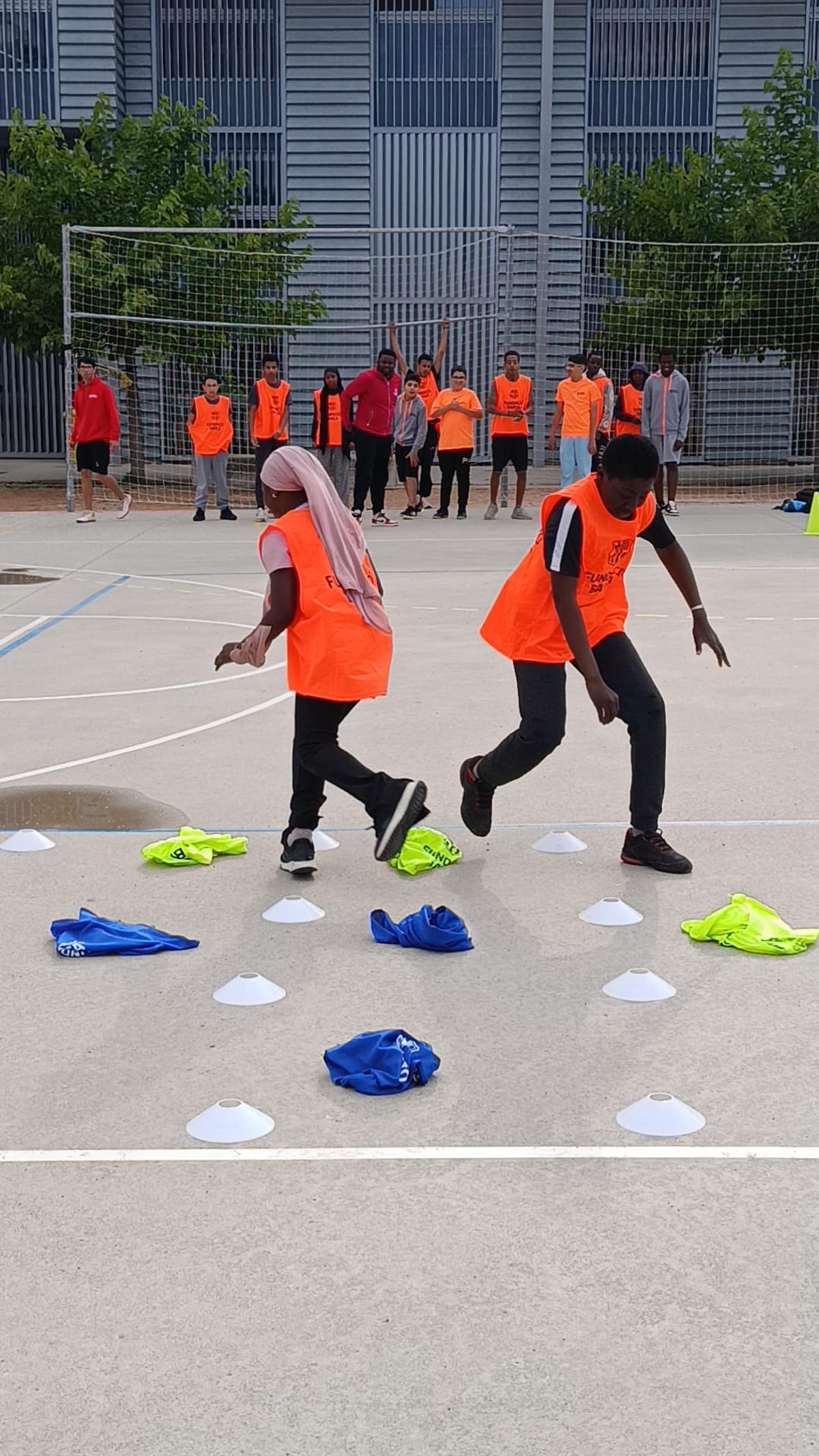 Les imatges dels joves de Salt participant en el projecte Barça Activa’t Les imatges dels joves de Salt participant en el projecte Barça Activa’t